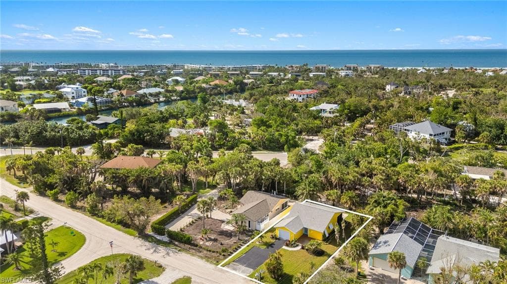 1672 Atlanta Plaza DR, SANIBEL FL 33957-30