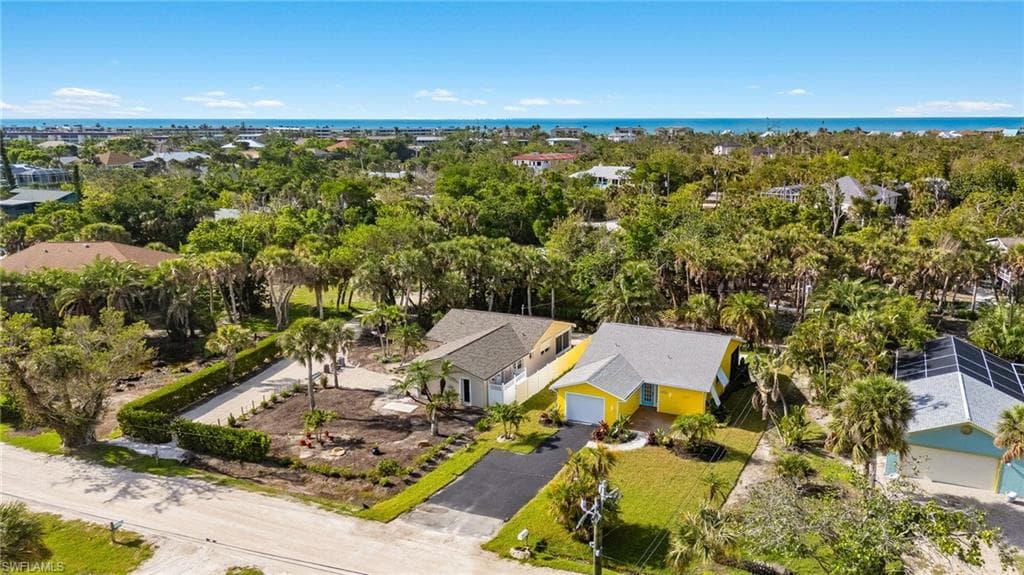 1672 Atlanta Plaza DR, SANIBEL FL 33957-28