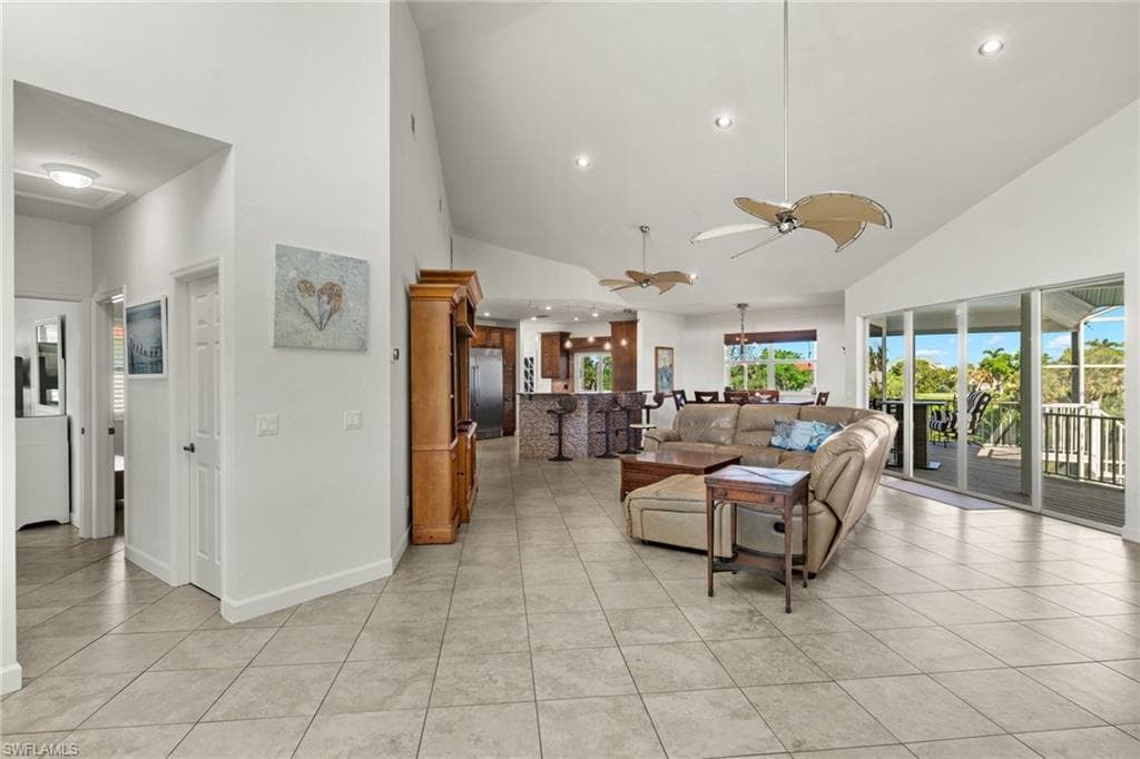 1564 Middle Gulf DR, SANIBEL FL 33957-10