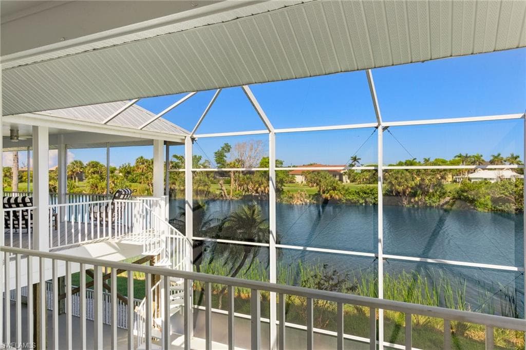 1564 Middle Gulf DR, SANIBEL FL 33957-3