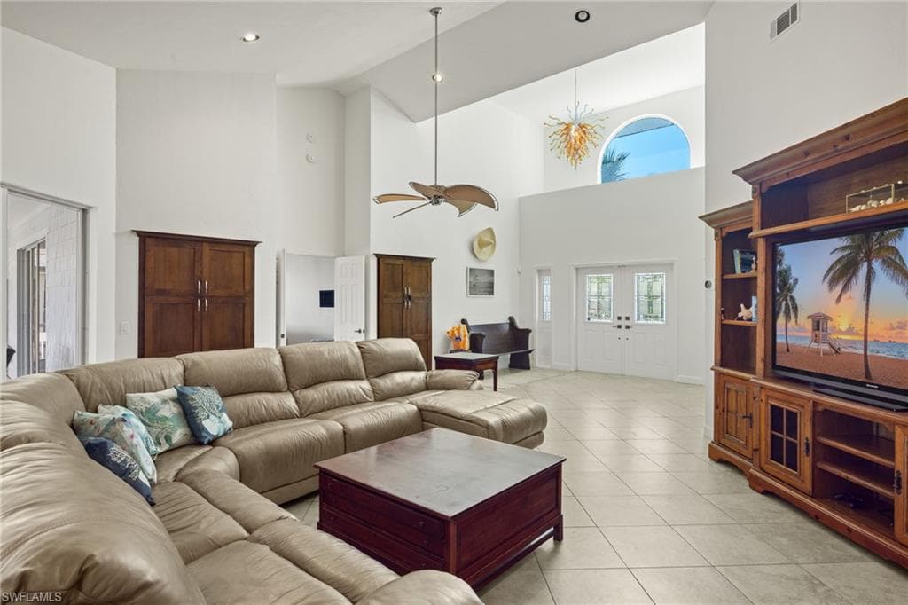 1564 Middle Gulf DR, SANIBEL FL 33957-7
