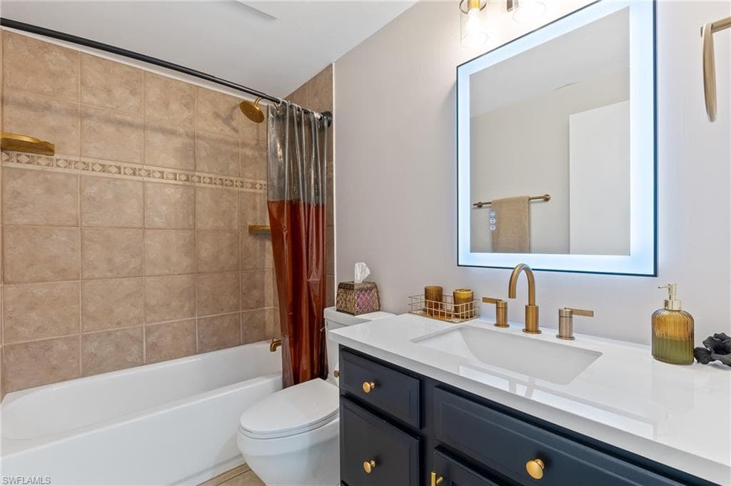 170 5th ST, NAPLES FL 34113-12