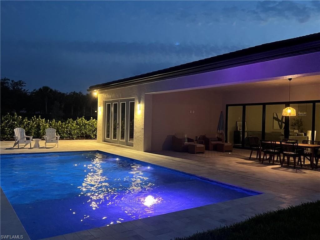 240 Allamanda WAY, NAPLES FL 34114-39