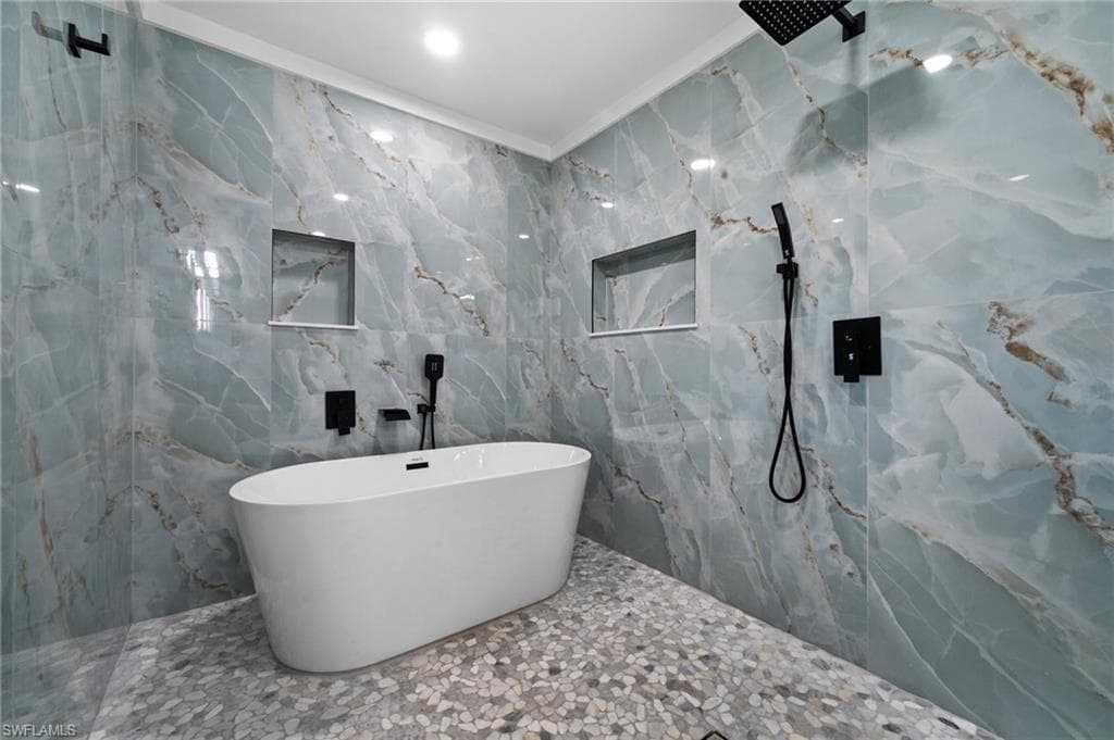 3403 SE 22nd PL, CAPE CORAL FL 33904-27