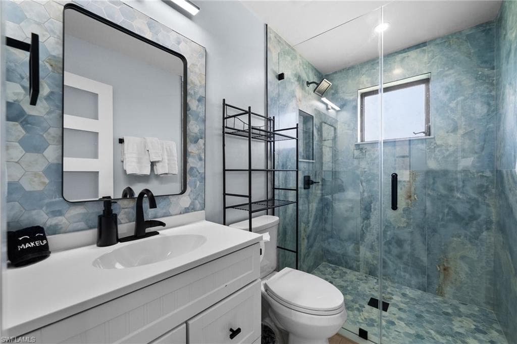 3403 SE 22nd PL, CAPE CORAL FL 33904-37