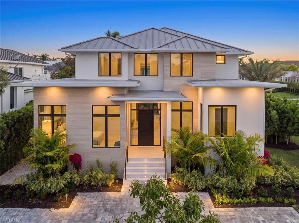 581 14th AVE S-0