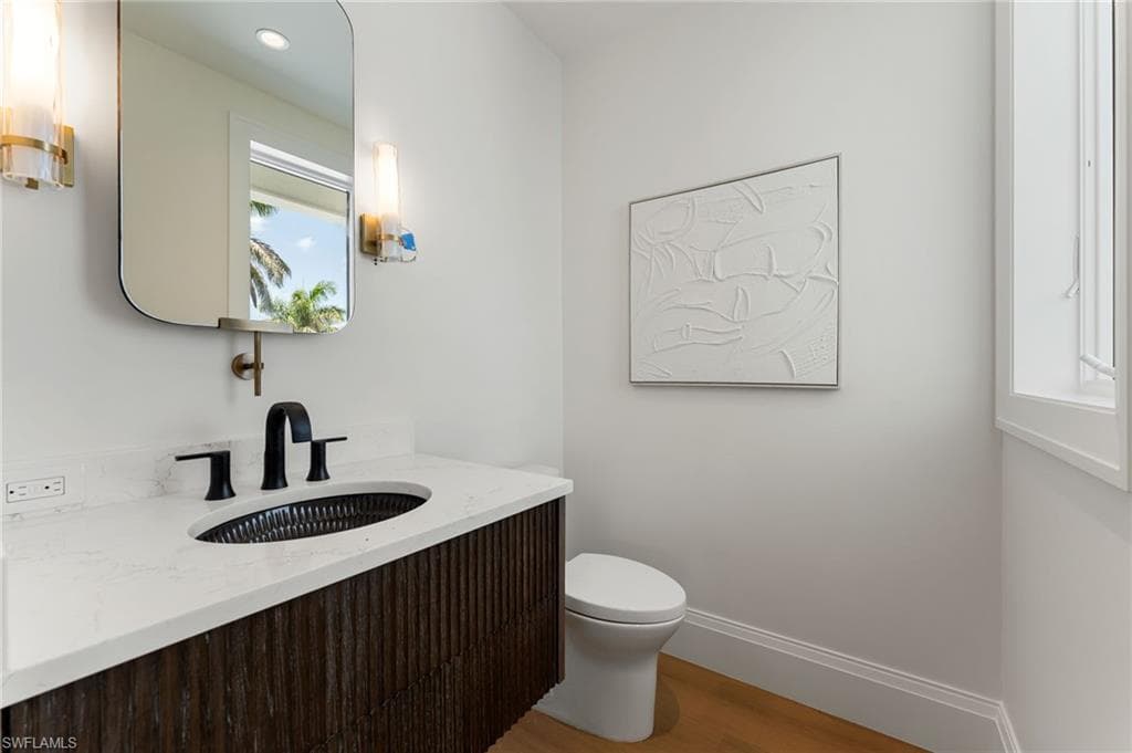 581 14th AVE S-37