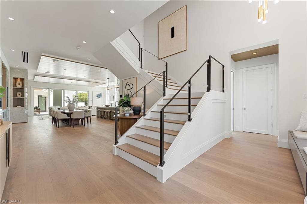 581 14th AVE S-9