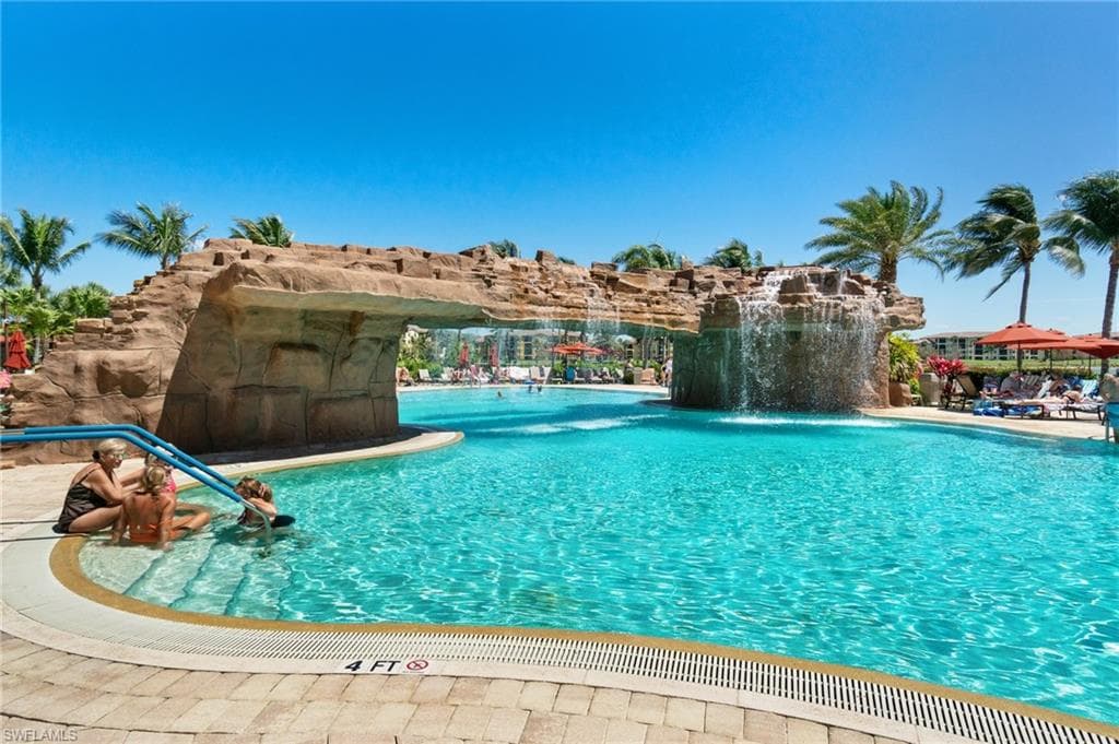 28540 Carlow CT # 302, BONITA SPRINGS FL 34135-32