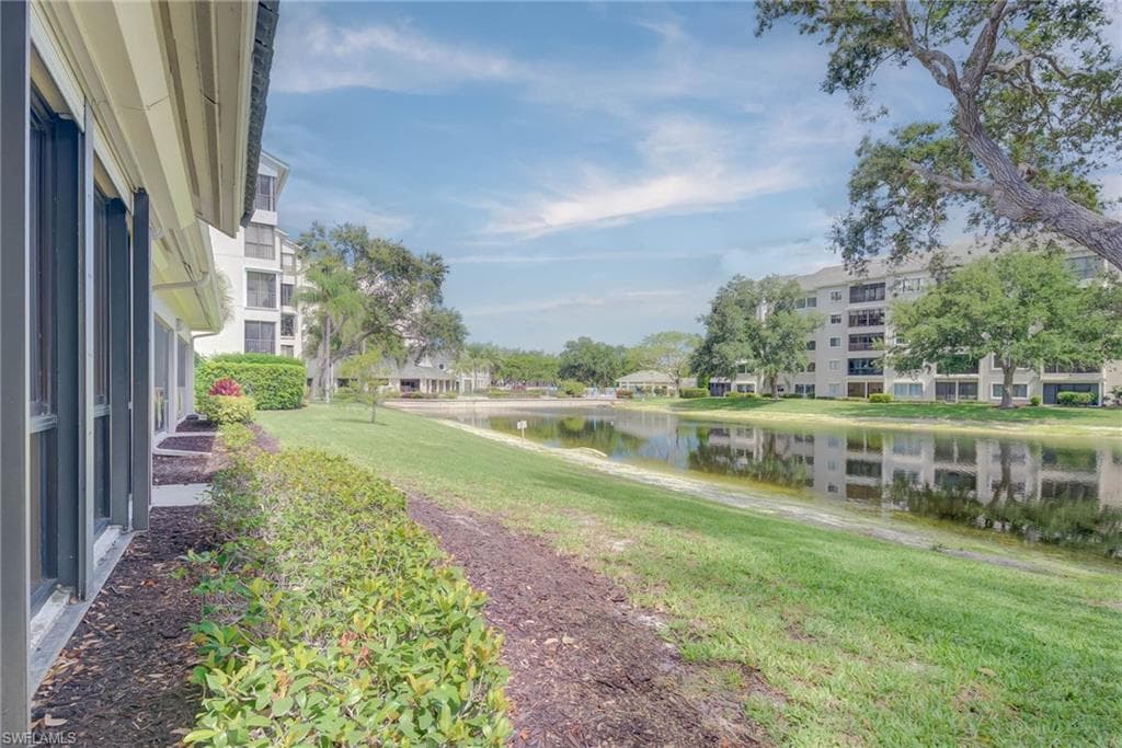 303 Arbor Lake DR # 102, NAPLES FL 34110-21