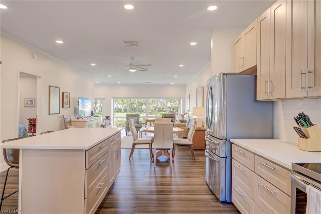 303 Arbor Lake DR # 102, NAPLES FL 34110-6