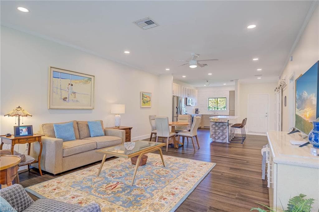 303 Arbor Lake DR # 102, NAPLES FL 34110-9