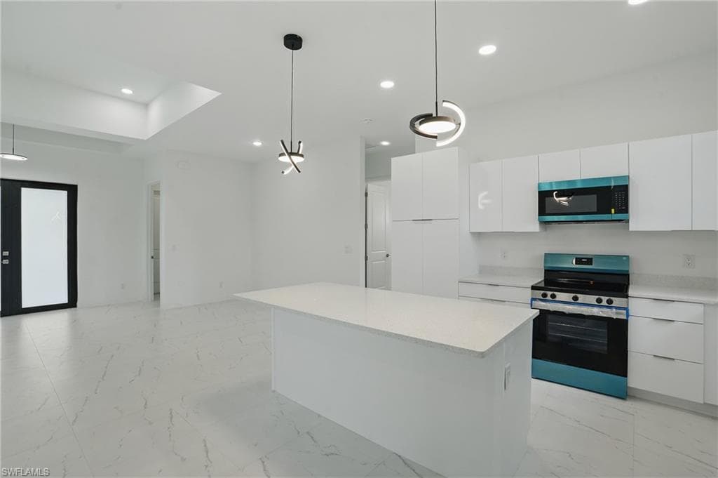 472 Rajah ST, LEHIGH ACRES FL 33974-12