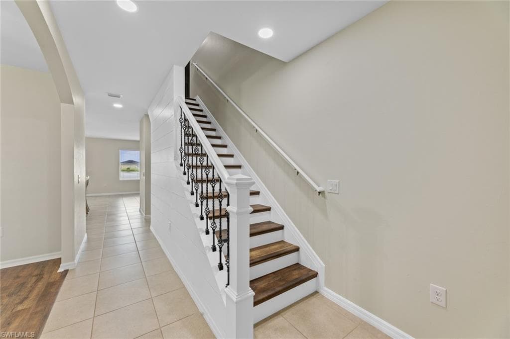 3441 Manati CT, CAPE CORAL FL 33909-12