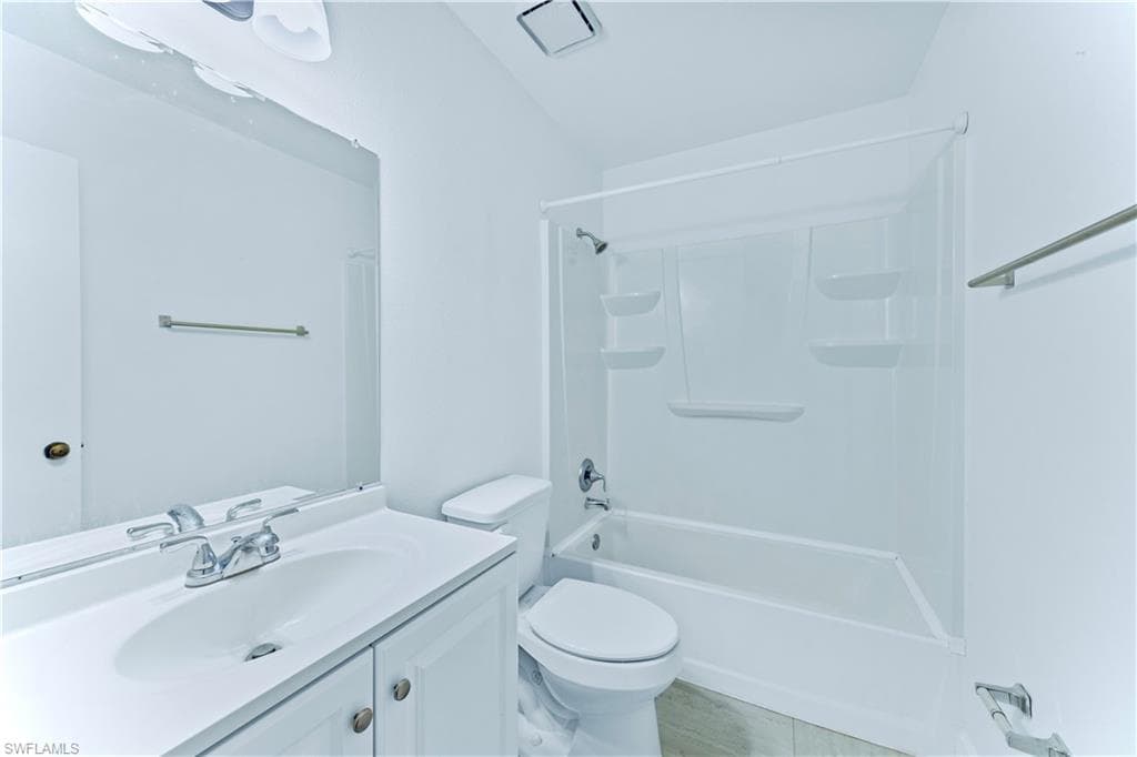 13160 Kings Point DR # 4, FORT MYERS FL 33919-16