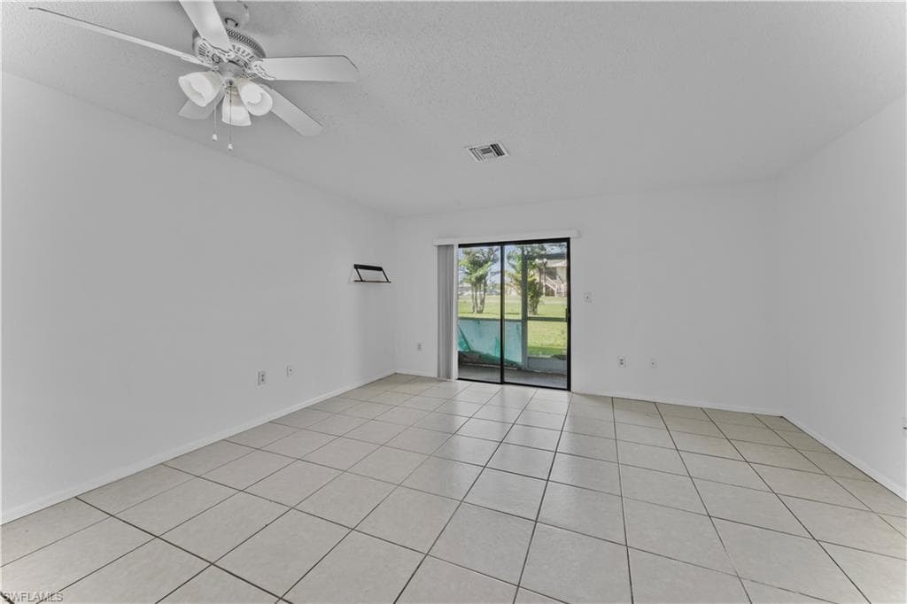 13160 Kings Point DR # 4, FORT MYERS FL 33919-9