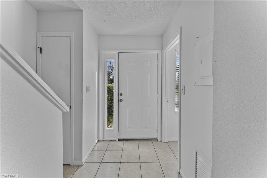 13160 Kings Point DR # 4, FORT MYERS FL 33919-13