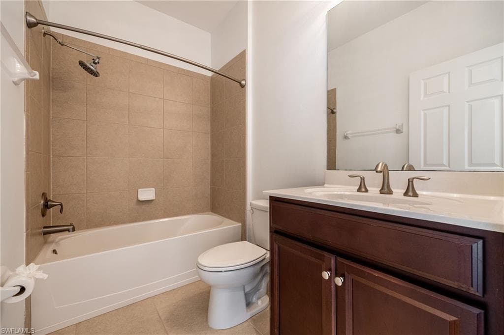 10805 Alvara WAY, BONITA SPRINGS FL 34135-19