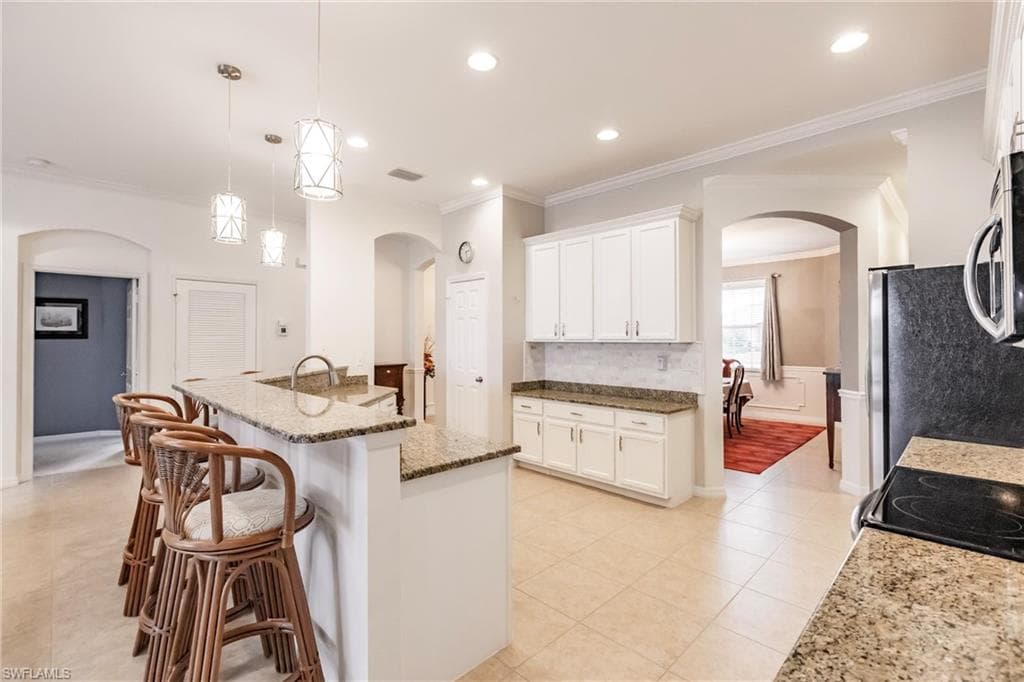 3260 Magnolia Landing LN, NORTH FORT MYERS FL 33917-9