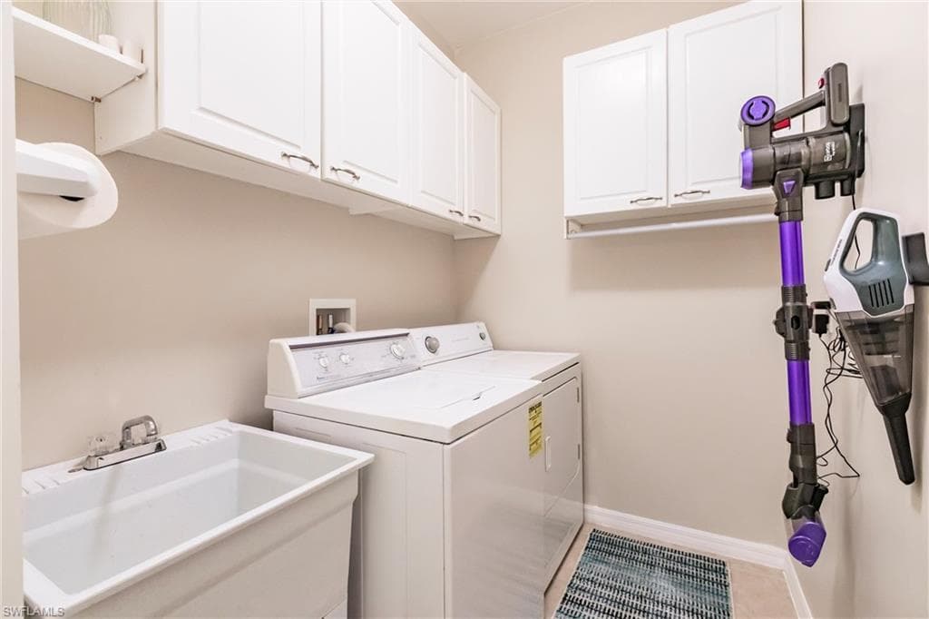 3260 Magnolia Landing LN, NORTH FORT MYERS FL 33917-32