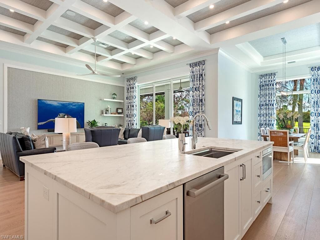 130 Burning Tree DR, NAPLES FL 34105-4