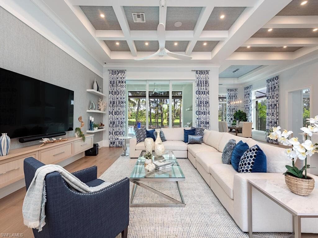 130 Burning Tree DR, NAPLES FL 34105-3