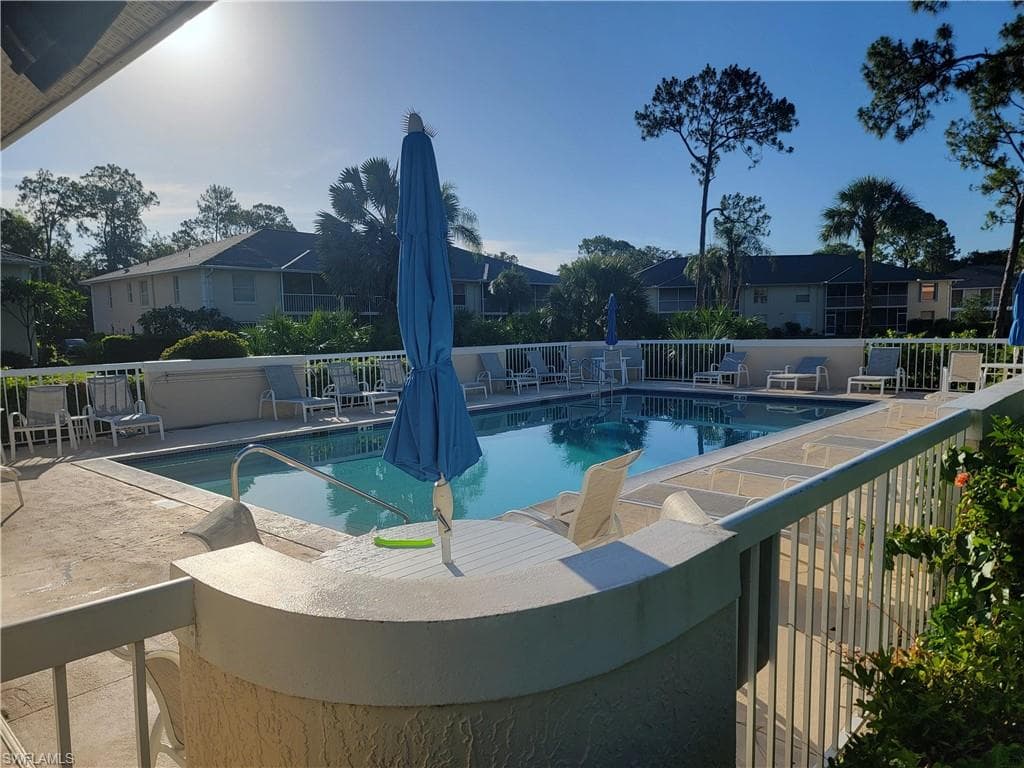 709 Landover CIR # 203, NAPLES FL 34104-17