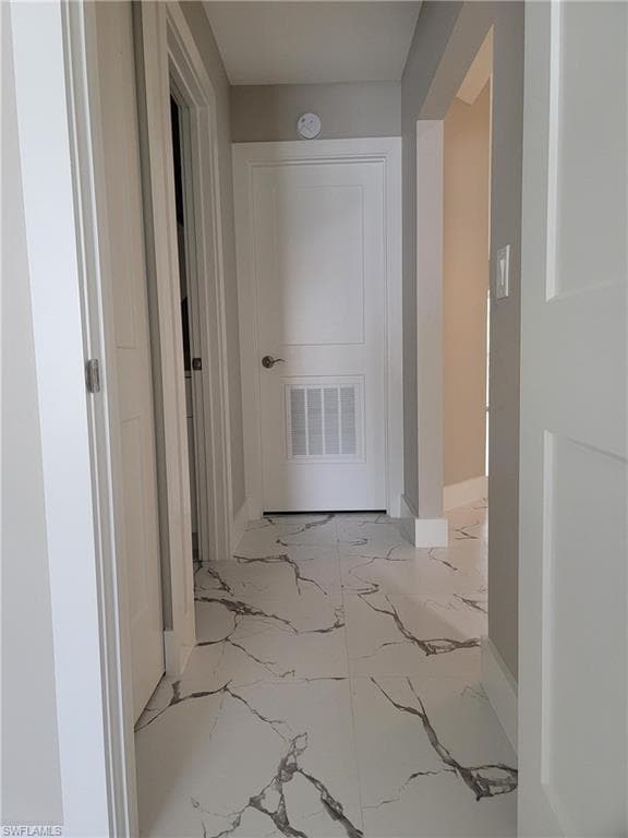 709 Landover CIR # 203, NAPLES FL 34104-7