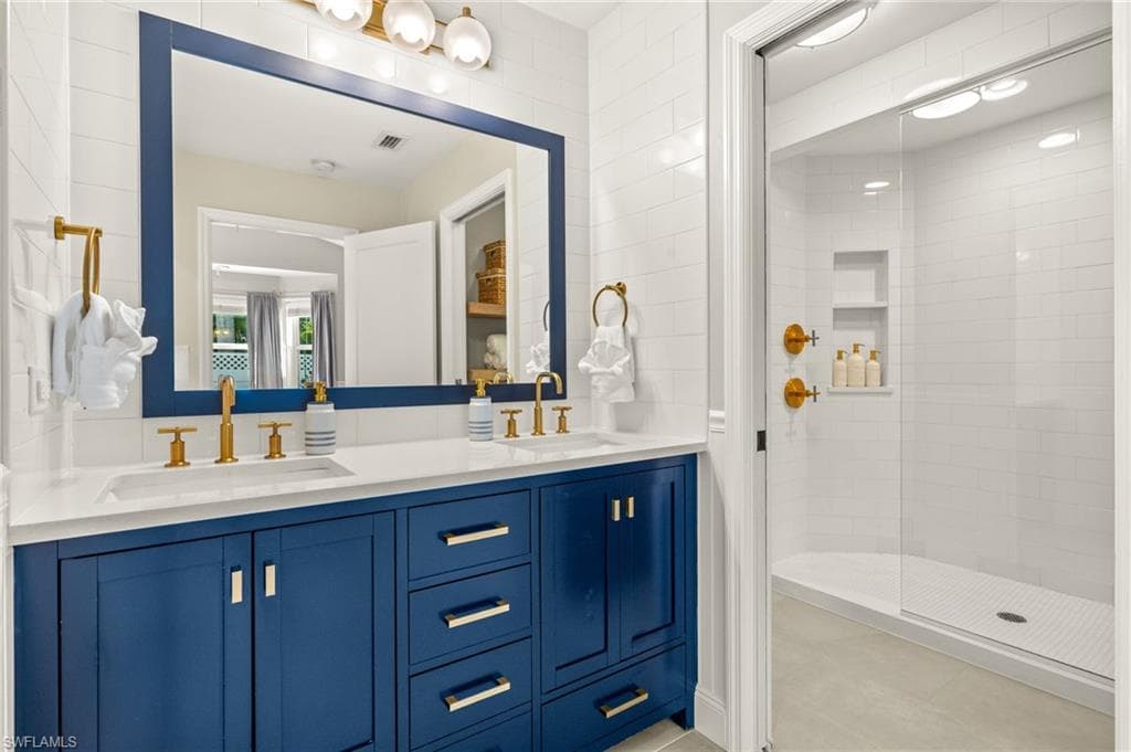 1219 Osceola DR, FORT MYERS FL 33901-19