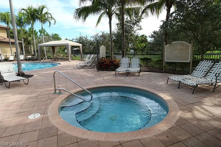 6525 Monterey PT # 203, NAPLES FL 34105-21
