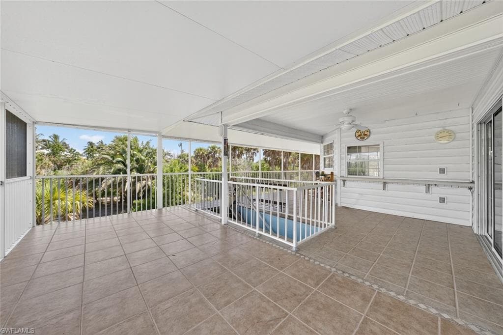 640 Oliva ST-16