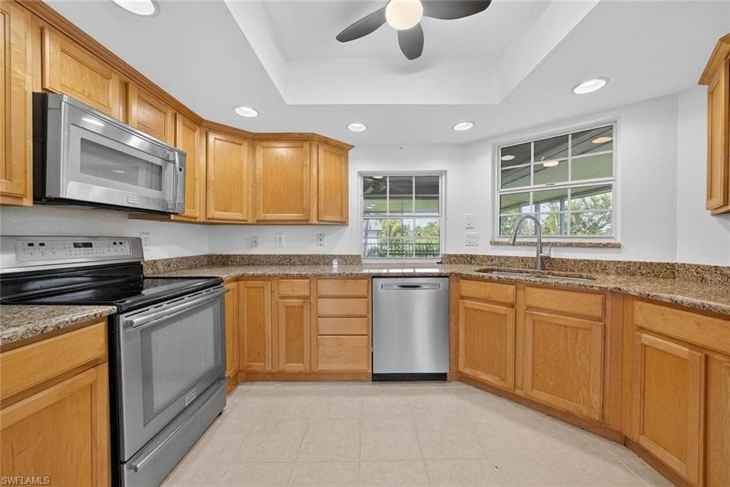 640 Oliva ST-6