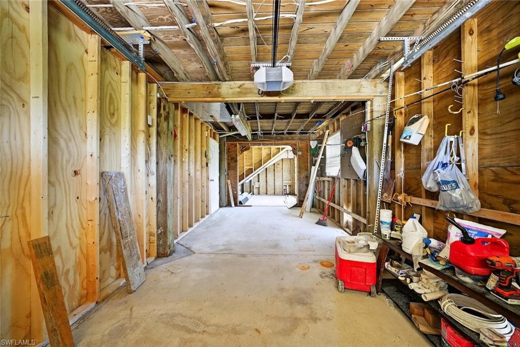 640 Oliva ST-23