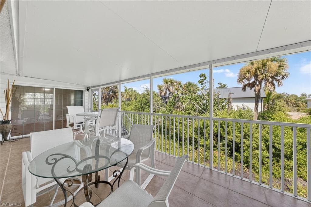 640 Oliva ST-17