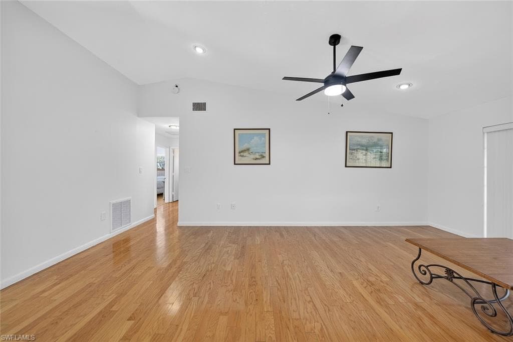 640 Oliva ST-3