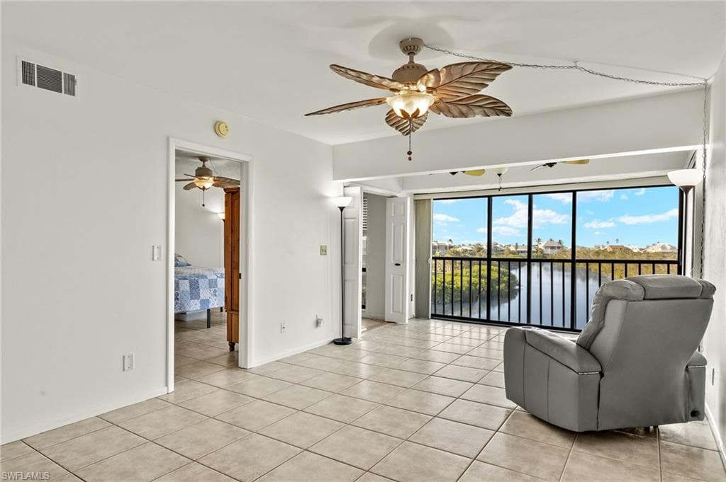 21420 Bay Village DR # 211, FORT MYERS BEACH FL 33931-1