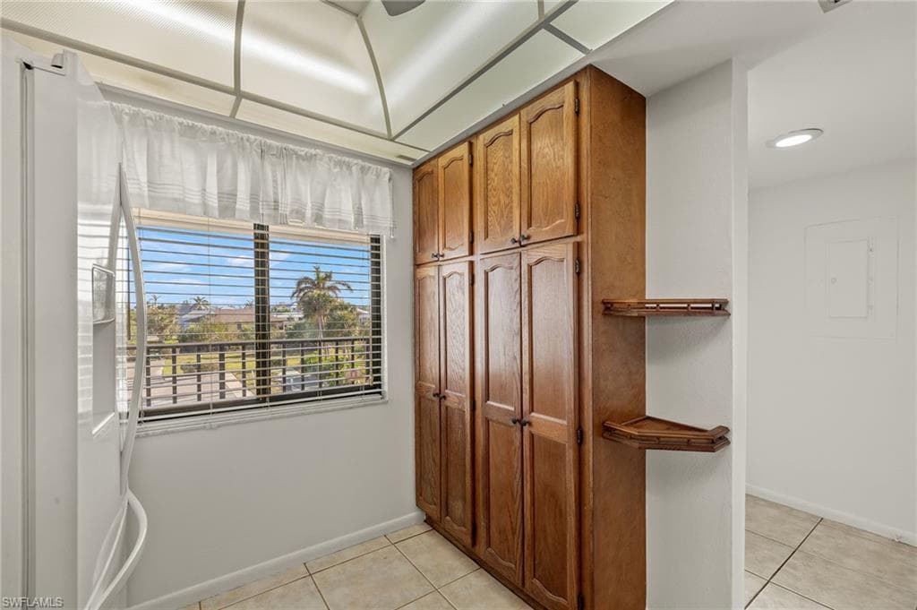 21420 Bay Village DR # 211, FORT MYERS BEACH FL 33931-9