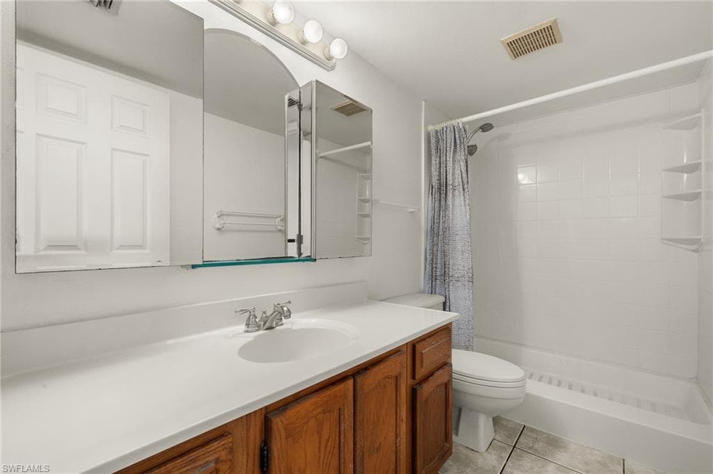 21420 Bay Village DR # 211, FORT MYERS BEACH FL 33931-13