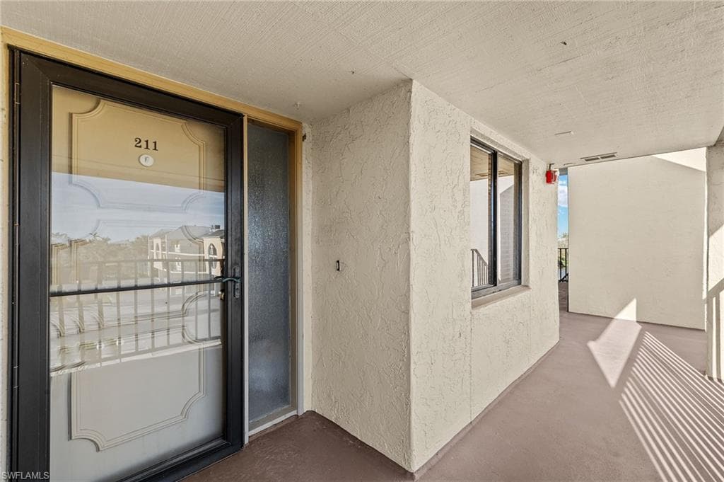 21420 Bay Village DR # 211, FORT MYERS BEACH FL 33931-20