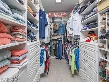 27329 Jolly Roger LN, BONITA SPRINGS FL 34135-18