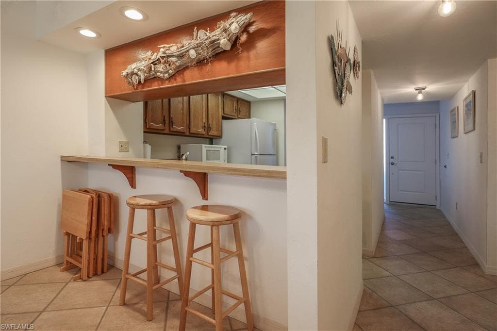 4265 Bay Beach LN # 524, FORT MYERS BEACH FL 33931-8