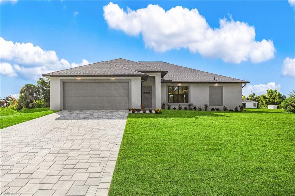 3594 NE 9th PL, CAPE CORAL FL 33909-1