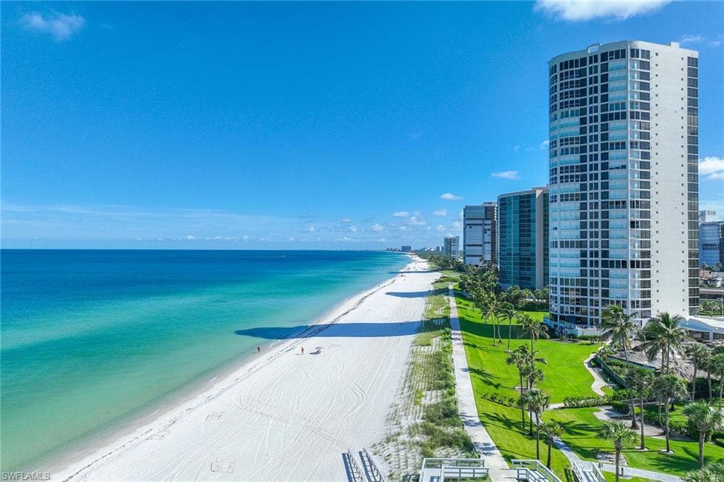 4451 Gulf Shore BLVD N # 1605, NAPLES FL 34103-46