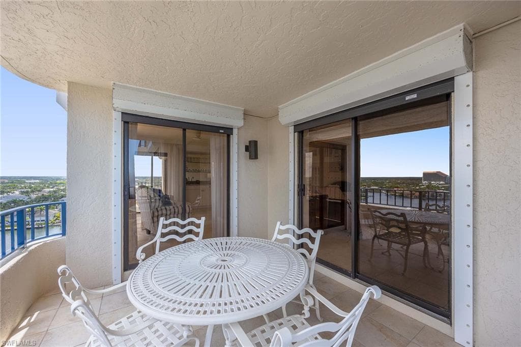 4451 Gulf Shore BLVD N # 1605, NAPLES FL 34103-31