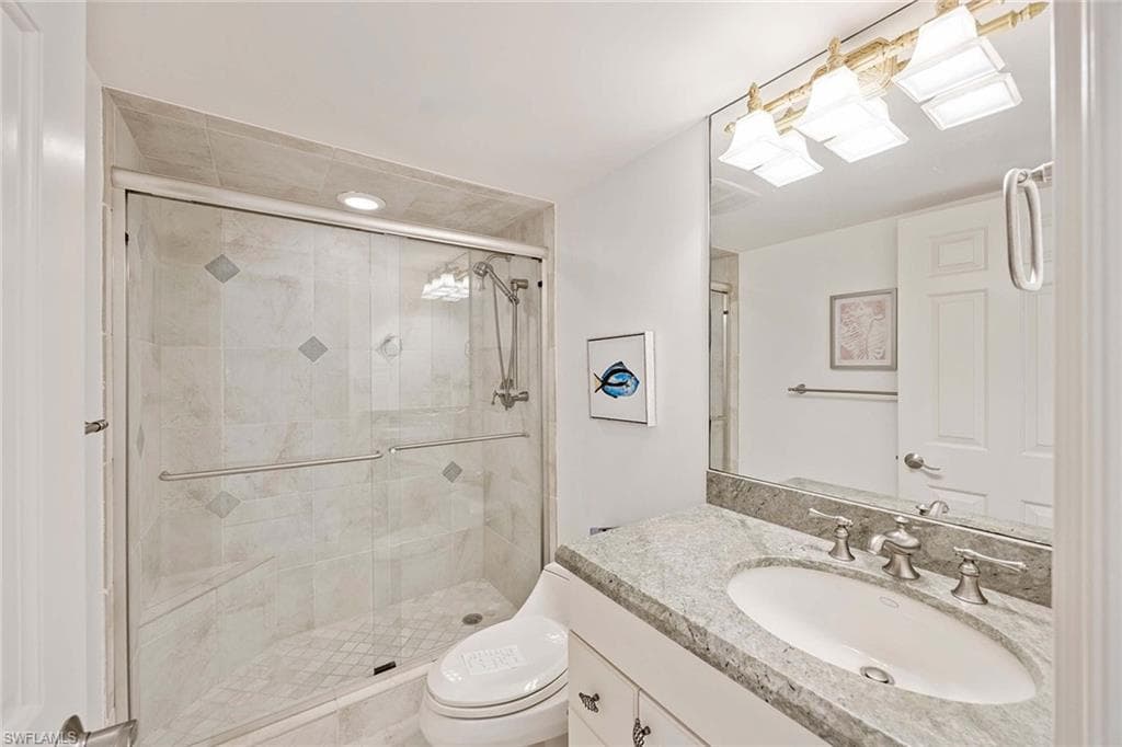 4451 Gulf Shore BLVD N # 1605, NAPLES FL 34103-27