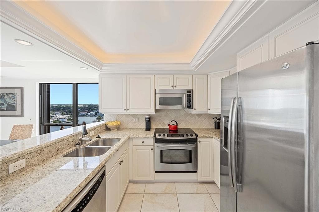 4451 Gulf Shore BLVD N # 1605, NAPLES FL 34103-20