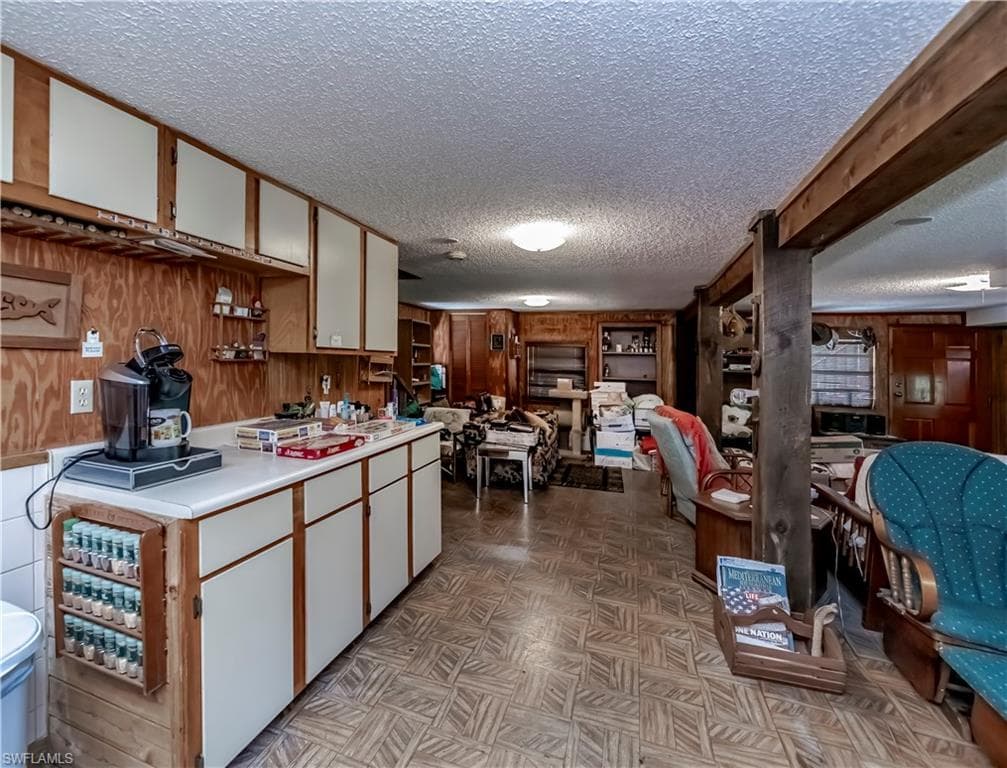 1200 Tampa AVE, CLEWISTON FL 33440-34