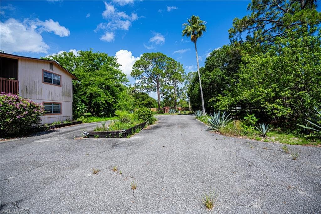 1200 Tampa AVE, CLEWISTON FL 33440-38