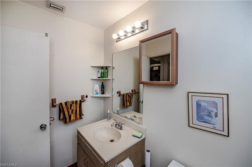 1200 Tampa AVE, CLEWISTON FL 33440-24