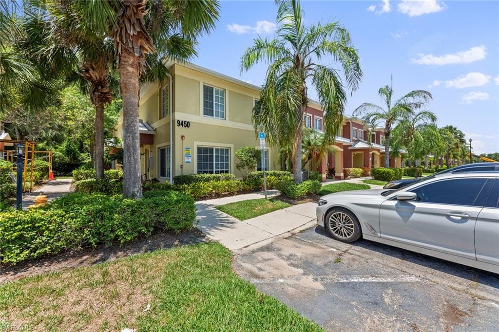 9450 Ivy Brook RUN # 602, FORT MYERS FL 33913-21